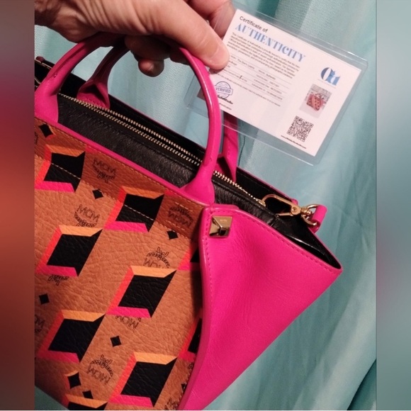 MCM Pink and Brown Crossbody Bag with COA & Dust Bag EUC - Picture 3 of 7